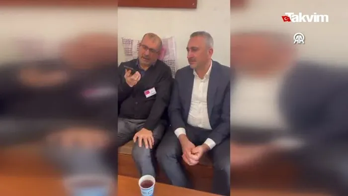 baskan-erdogan-sehit-hakan-gunun-babasiyla-gorustu-kani-yerde-kalmiyor-1705232976276.jpeg Başkan Erdoğan şehit Hakan Gün'ün babasıyla görüştü: "Şehitlerimizin kanı yerde kalmıyor"-3