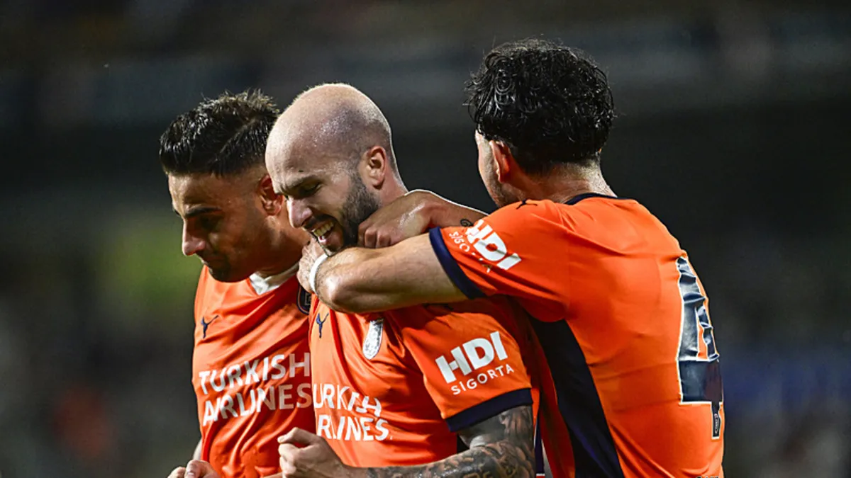 Muhteşem başlangıç! Başakşehir La Fiorita'yı 6-1 ile sahadan sildi... İşte atılan goller