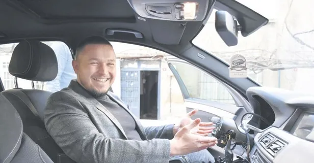 Gaziosmanpaşa'da park halindeki otomobilin direksiyonunu çaldılar!