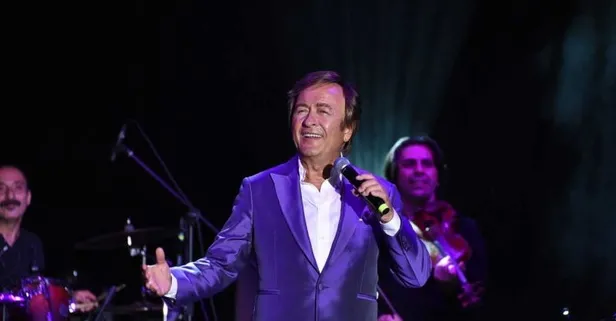 Erol Evgin'e torunlarından sürpriz ziyaret: “Dedeyi geçmişler” yorumları yağdı