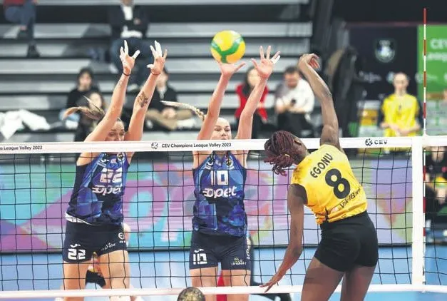 F.Bahçe Opet’ten finale dev adım