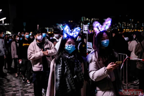 Koronavirüsün ortaya çıktığı Vuhan'da yılbaşı kutlaması! Görüntüler pes dedirtti - 13