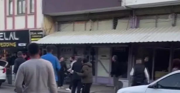 Sokak ortasında kanlı vahşet: Eşini kızının yanında öldürüp kayıplara karıştı