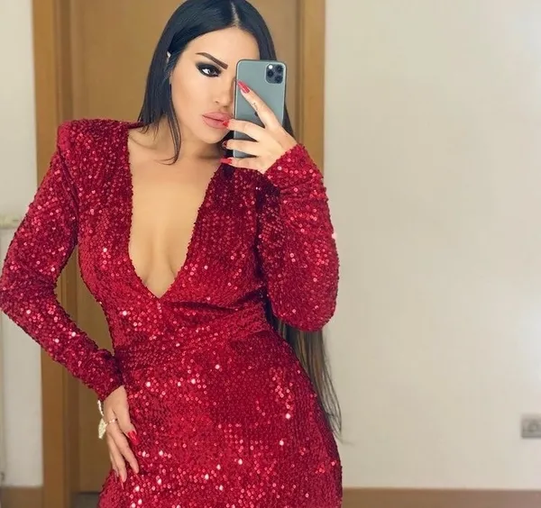 yildizname-fal-ve-buyu-vaadiyle-625-bin-liralik-dolandiricilik-saniklardan-fenomen-savunmasi-1623926891185.jpg Yıldızname fal ve büyü vaadiyle 625 bin liralık dolandırıcılık! Sanıklardan fenomen savunması-3