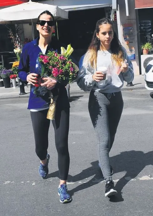 Lal Özyeğin, ailesinin eğitim hayatındaki ayak izlerini takip etti: Babası gibi Harvard Üniversitesi'nde master yapacak-5