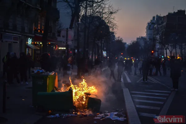 Paris yangın yeri! Fransa'daki 'emeklilik' reformu gösterilerinde gençler de sahnede: Macron'a tepki büyük - 31
