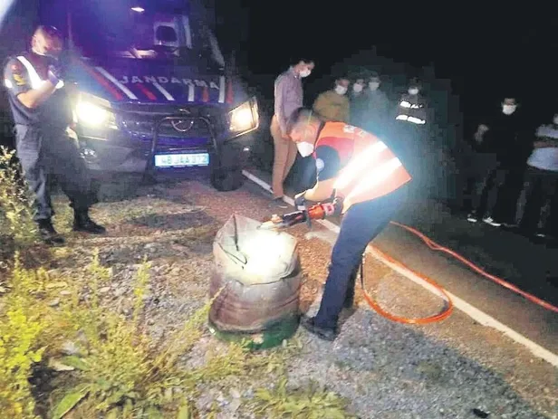 pinar-gultekini-vahsice-katleden-cemal-metin-avcinin-aldigi-odul-gibi-cezaya-tepkiler-dinmiyor-1655850649257.jpeg Pınar Gültekin'i vahşice katleden Cemal Metin Avcı'nın aldığı ödül gibi cezaya tepkiler dinmiyor-4