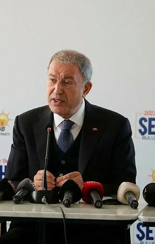 Bakan Akar'dan "kimyasal silah" yalanına sert tepki: "Hesabını verecekler"