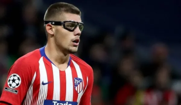 1596542451161.jpg Beşiktaş transfer bombasını patlatıyor! 21'lik stoper İstanbul'a geliyor-2