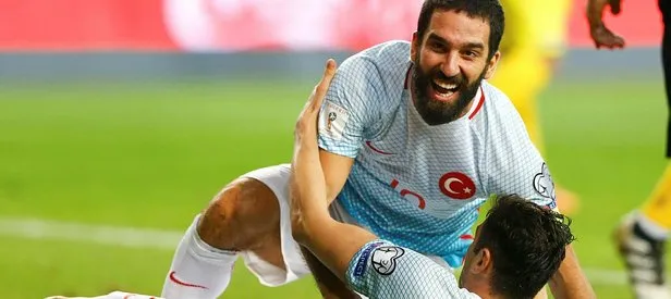 Müjdeyi Burak verdi: ’Arda Turan geliyor!’