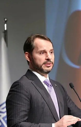 Son dakika: Hazine ve Maliye Bakanı Berat Albayrak: Borsa İstanbul 11 yılın en iyi çeyreklik performansına imza attı