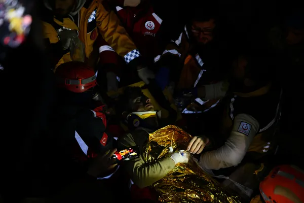 Canlı yayında peş peşe umut haberleri! İnanç, umut ve mucizenin adı 16 yaşındaki Hedil!-19