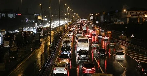 Son dakika: İstanbul’da trafik yoğunluğu!