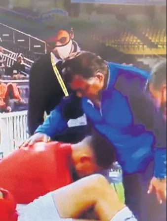 Fenerbahçe evinde Erzurumspor engelini çok rahat aştı-10