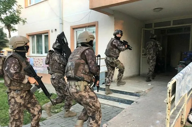 Son dakika: Bursa’da bin polisle dev uyuşturucu operasyonu