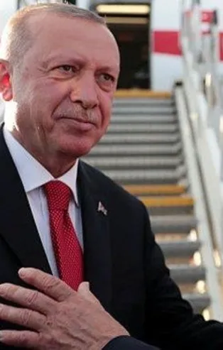Başkan Erdoğan Rusya'dan ayrıldı... Putin havalimanından böyle uğurladı