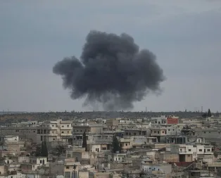 Son dakika: Esed rejimi İdlib’in en büyük ilçesini kuşatma altına aldı