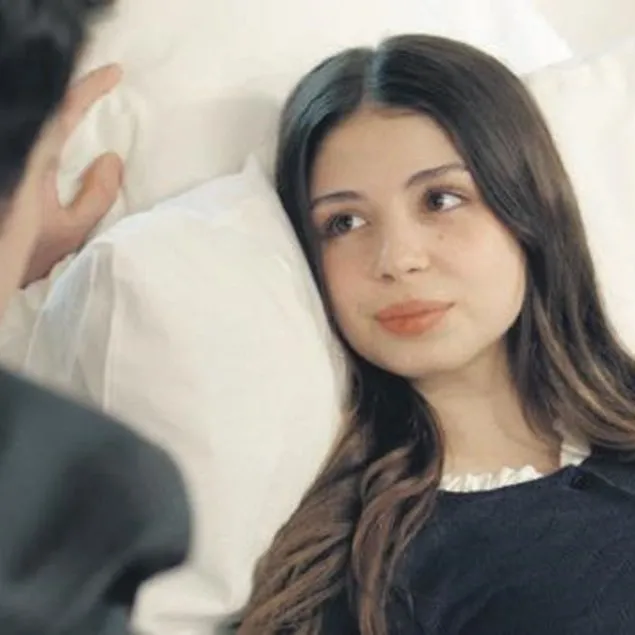 Ekran başına kitledi
