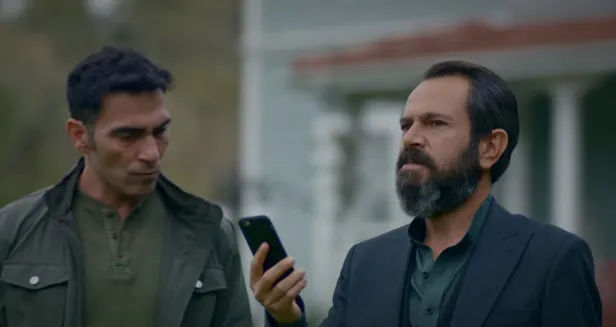 edhoda-kimsesiz-yasar-olarak-destanlar-yazmisti-yeni-roluyle-dusmanlarinin-ensesinde-boza-pisiriyor-1605284389946.jpg EDHO'da Kimsesiz Yaşar olarak destanlar yazmıştı! Yeni rolüyle düşmanlarının ensesinde boza pişiriyor-4