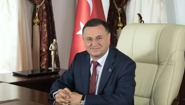 CHP'nin Hatay Büyükşehir adayı Lütfü Savaş: Bize oy vermezseniz şerefsizsiniz!