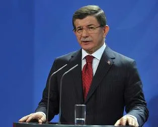 PYD’nin masaya oturmasına karşıyız