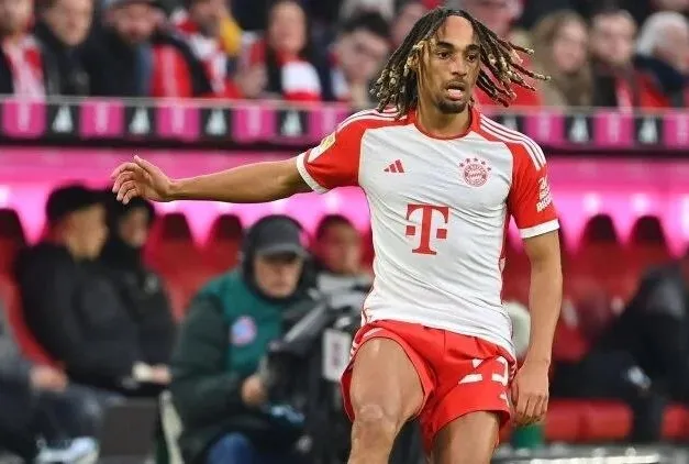 Sacha Boey’e Premier Lig kancası!