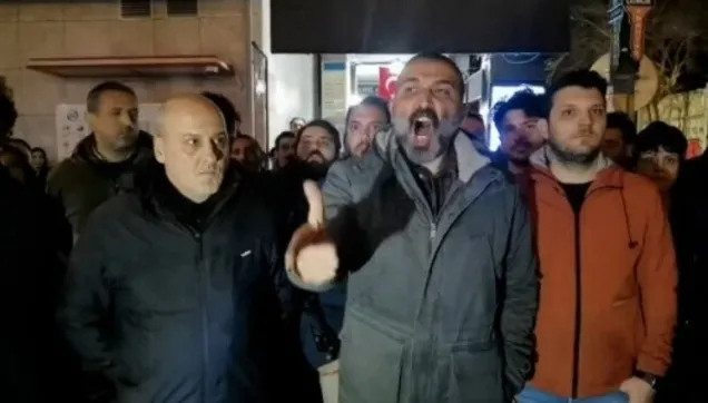 Polis provokasyona izin vermedi! Kadıköy'de izinsiz toplanan TİP'lilere müdahale