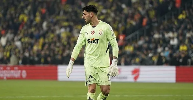 Galatasaray’dan tecrübeli kaleci Günay Güvenç’le 1 yıl daha!