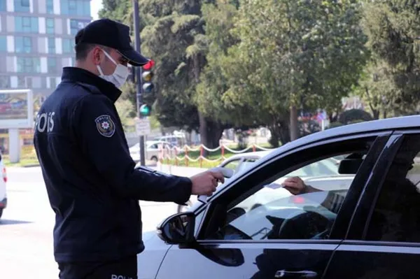 Tam kapanmada merak edilen soru! Bugün nereler açık nereler kapalı? Pazar günü nereler açık? Marketler açık mı?-10