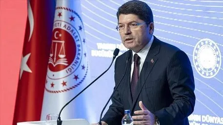 Adalet Bakanı Yılmaz Tunç: DEM Parti terörle arasına mesafe koyamazsa kapatma davası kaçınılmaz olur