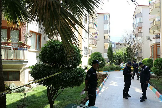 Üniversite öğrencisi siyanürle intihar etti! 5 katlı apartman boşaltıldı-1