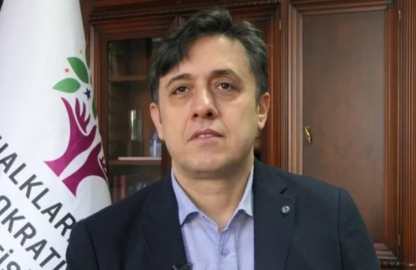 Tunç Soyer'in bitmek bilmeyen HDP aşkı: Makamda aleni görüşme-2