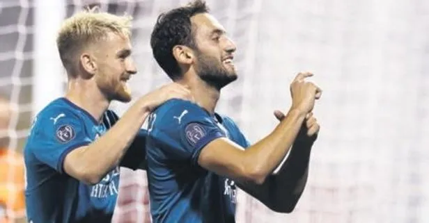 Maçın en iyisi Hakan Çalhanoğlu