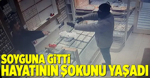 Ankara'da kuyumcuyu soymak isteyen soyguncu hayatının şokunu yaşadı
