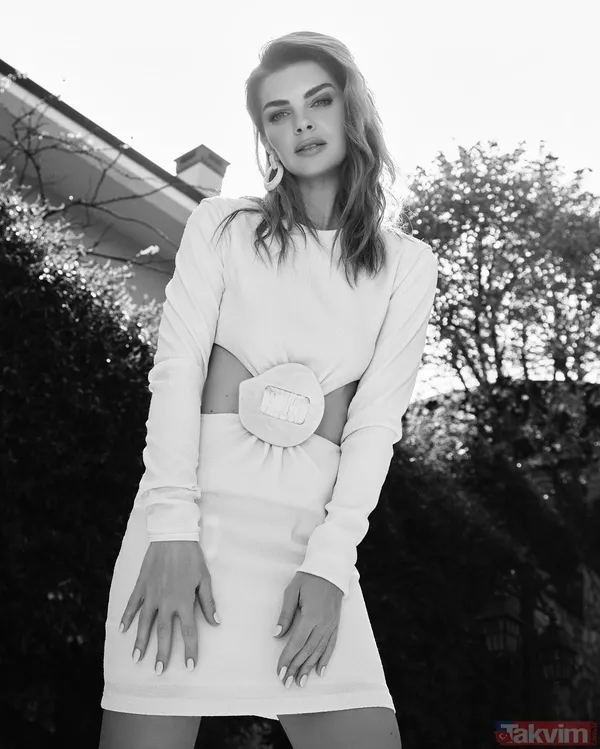 Pelin Karahan siyah bikinisi ile sosyal medyayı salladı! Formda hali görenin ağzını açık bıraktı! Kim der iki çocuk annesi... - 5