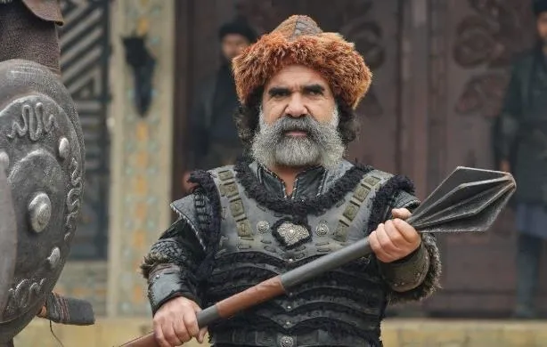 atvnin-sevilen-dizisi-kurulus-osman-milyonlari-ekrana-kilitledi-alaeddin-bey-hacli-ve-mogol-saldirisindan-iste-1702501208159.jpeg ATV'nin sevilen dizisi 'Kuruluş Osman' milyonları ekrana kilitledi! Alaeddin Bey, Haçlı ve Moğol saldırısından işte böyle kurtuldu!-5