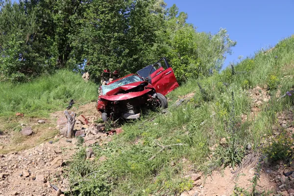 erzurumda-feci-kaza-sarampole-yuvarlanan-otomobildeki-2-kisi-oldu-3-kisi-yaralandi-1655622769283.jpg Erzurum'da feci kaza! Şarampole yuvarlanan otomobildeki 2 kişi öldü 3 kişi yaralandı-4