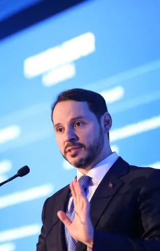 Hazine ve Maliye Bakanı Albayrak Washington'da çeşitli temaslarda bulundu