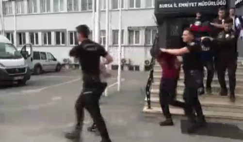 9 ilde operasyon! Müstehcen fotoğraf gönderip kız çocuklarına ait olduğu tehdidiyle 609 bin TL dolandırdılar-2
