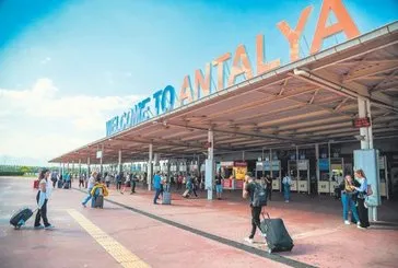 Antalya’ya turist akını