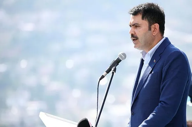 Son dakika: Çevre ve Şehircilik Bakanı Murat Kurum'dan sosyal konut açıklaması: Alt gelir grubu vatandaşlarımız ev sahibi olana kadar proje sürecek