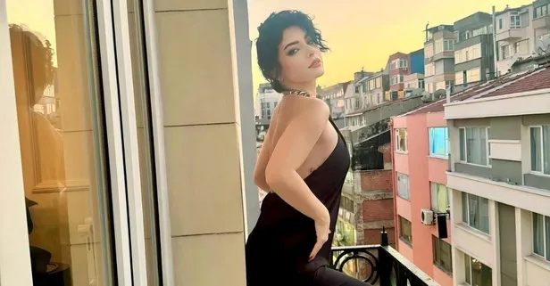 Merve Boluğur yeni sevgilisiyle dudak dudağa yakalandı! Aşkı reddetti:  "Ne aşkı..."