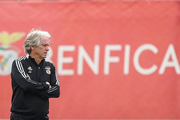 Jorge Jesus varsa sorun yok! İşte Fenerbahçe'ye imzaya gelen Jesus'un karnesi-5