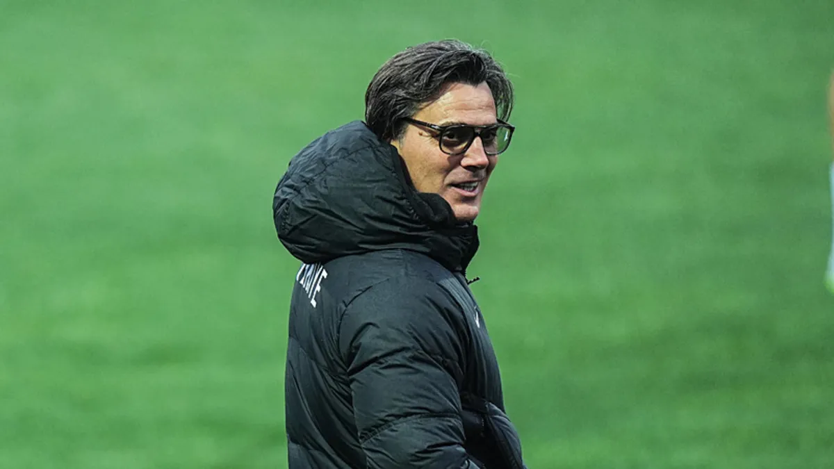 Montella, Kosova maçı öncesi oyuncularını savundu ve Dünya Kupası hedefine odaklandı