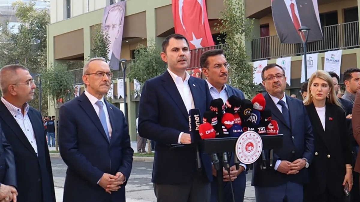 Bakan Kurum'dan depremzede vatandaşlara konut müjdesi...