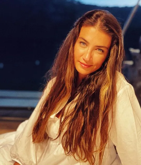 Tuğba Ekinci “Bu ülkeye daha iyisi gelmeyecek” deyip leopar desenli mini bikinisiyle paylaştı! Tepki yağdı: “Çıplaklık, basitlik...” - 26