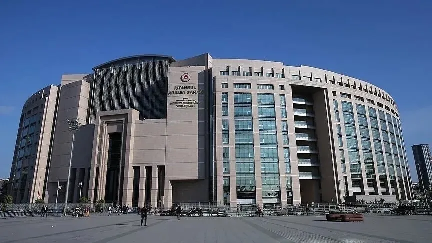 ibb-davasinda-mahkeme-degisti-heyet-ayni-kaldi-1782933412077.jpeg HSK’dan İBB davası için kritik karar: Dosya 33. Ağır Ceza’da görülecek-4