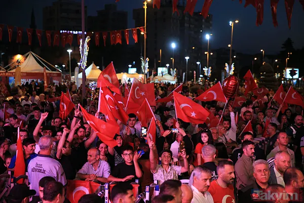 Türkiye 15 Temmuz Demokrasi ve Milli Birlik Günü'nde nöbette! - 12