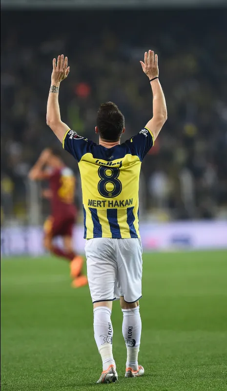 torinodan-fenerbahceye-ikinci-mert-hakan-yandas-seferi-1650447095819.jpg