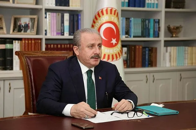 Son dakika: TBMM Başkanı Mustafa Şentop: Erken seçim tartışmalarını çok gereksiz buluyorum